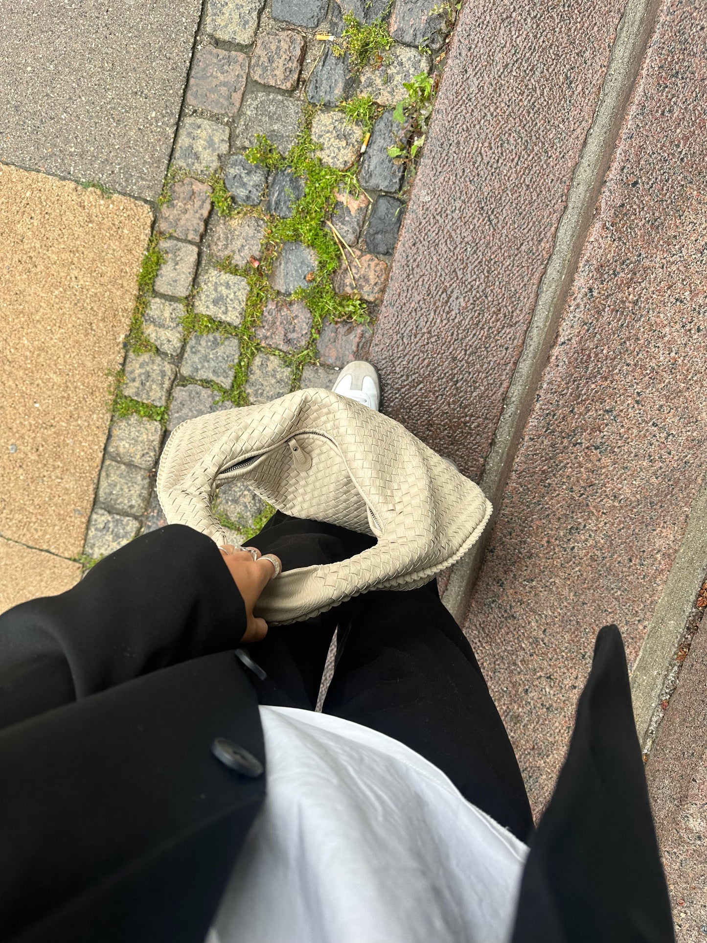 Stylische & Geräumige Schultertasche in Weinrot – Dein Alltag-Must-Have