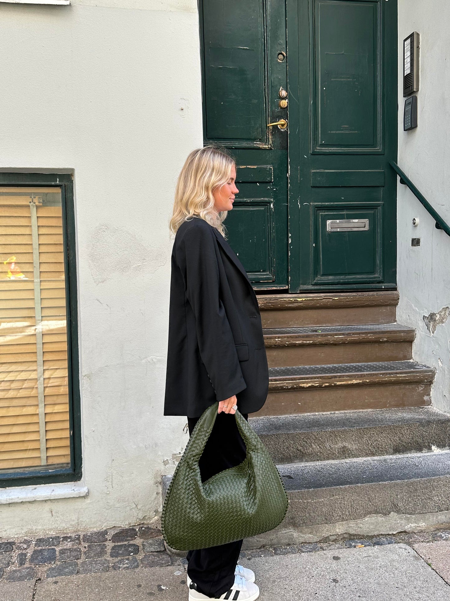 Stylische & Geräumige Schultertasche in Weinrot – Dein Alltag-Must-Have