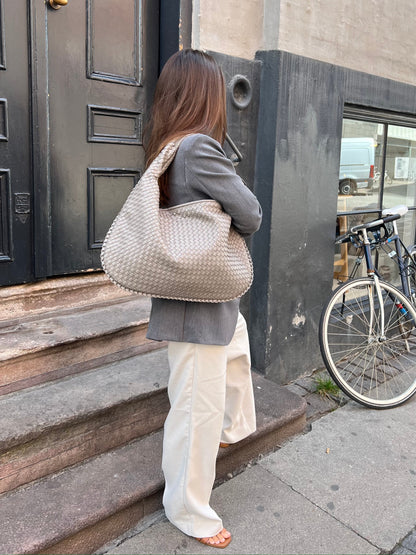 Stylische & Geräumige Schultertasche in Weinrot – Dein Alltag-Must-Have