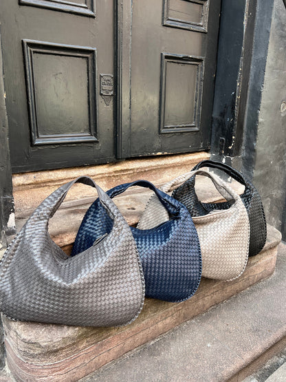 Stylische & Geräumige Schultertasche in Weinrot – Dein Alltag-Must-Have