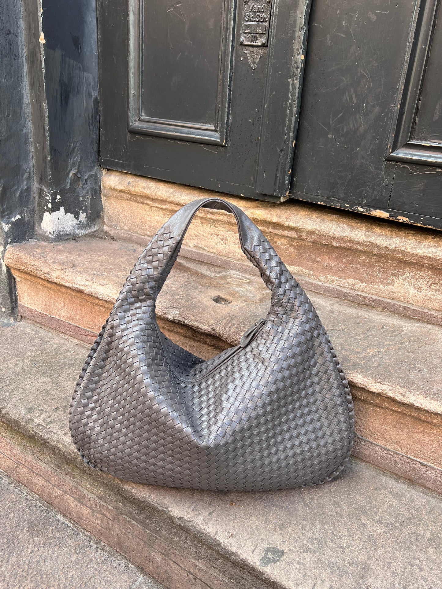 Stylische & Geräumige Schultertasche in Weinrot – Dein Alltag-Must-Have